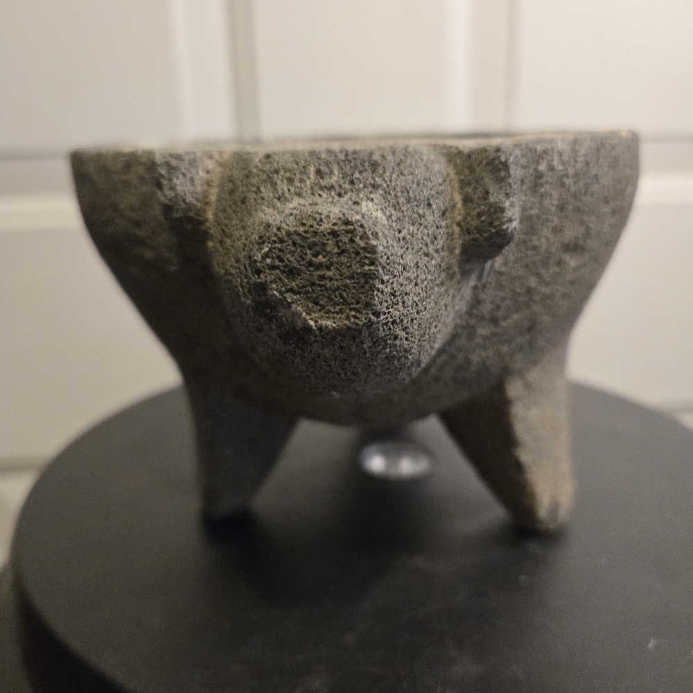 Rustic Stone Home Art Sculptural Antique Molcajete Stone Pig Pestle - Picture 7 of 12